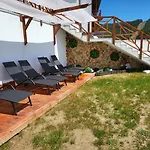 Paradise View Къща за гости