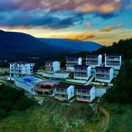Paradise View 3*