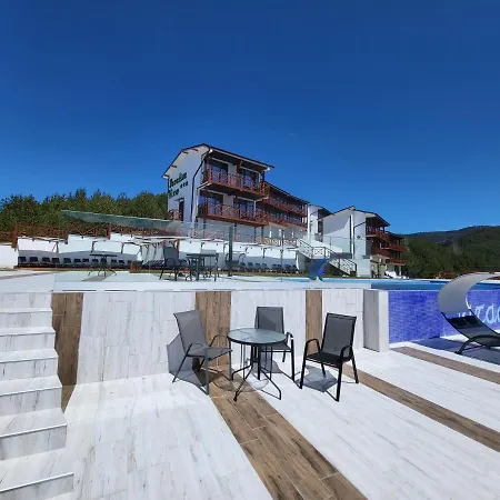 Paradise View Къща за гости 3*