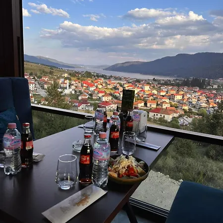 Paradise View Къща за гости 3*